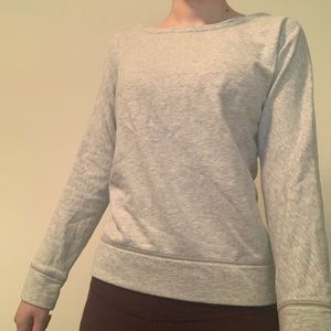 Light grey GapFit scoop neck crew neck